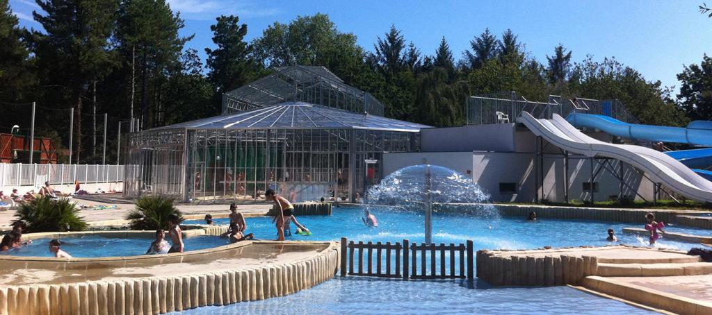 Piscine du camping Bois de Bayadène