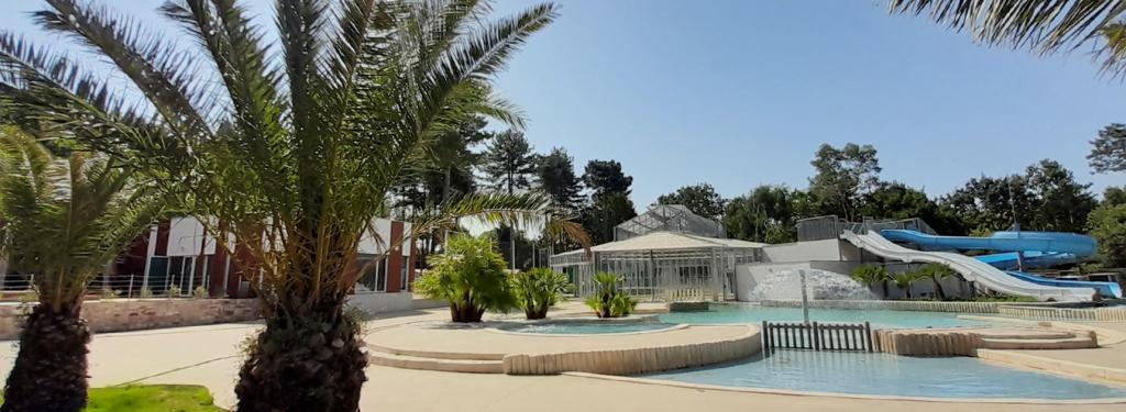 Piscine camping Bois de Bayadène